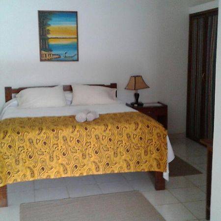 Pensao Residencial Reggio Emilia Hotel Пемба Екстериор снимка