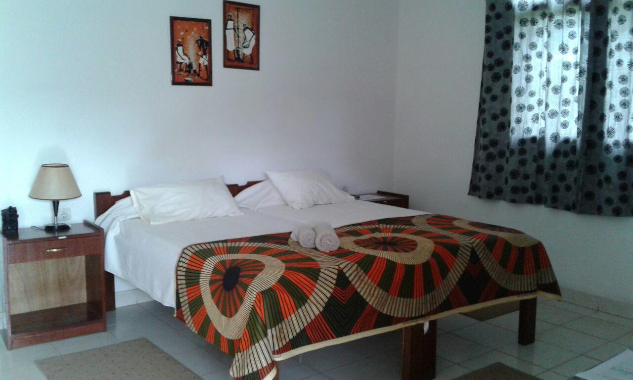 Pensao Residencial Reggio Emilia Hotel Пемба Екстериор снимка